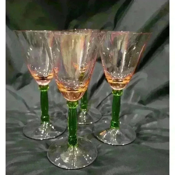 Set of 4-FORNACE MIAN- Burano Wine Glasses - Picture 1 of 6